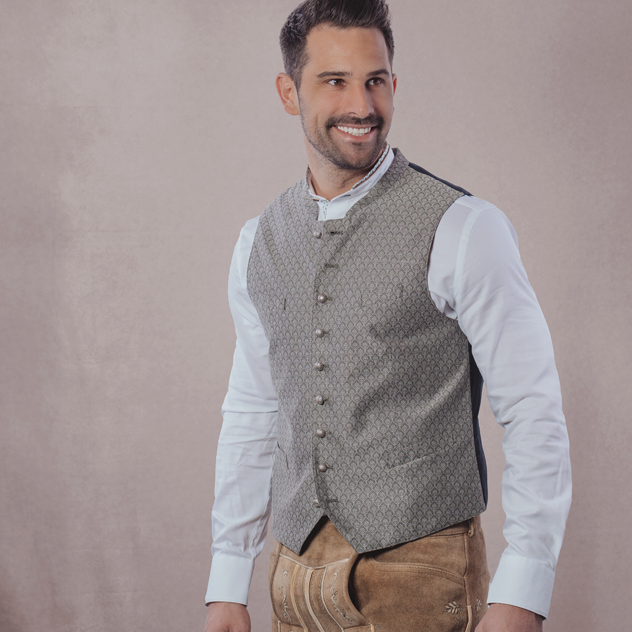 Hochzeitstracht Kategorie quadratisch 1300px Hubermode & Tracht